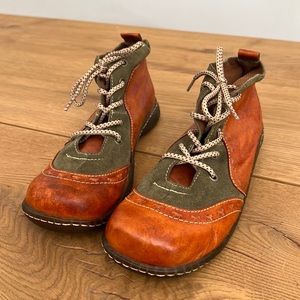 Gorgeous Handmade leather ankle boots from Chile size 40 or 9.5, Never W…